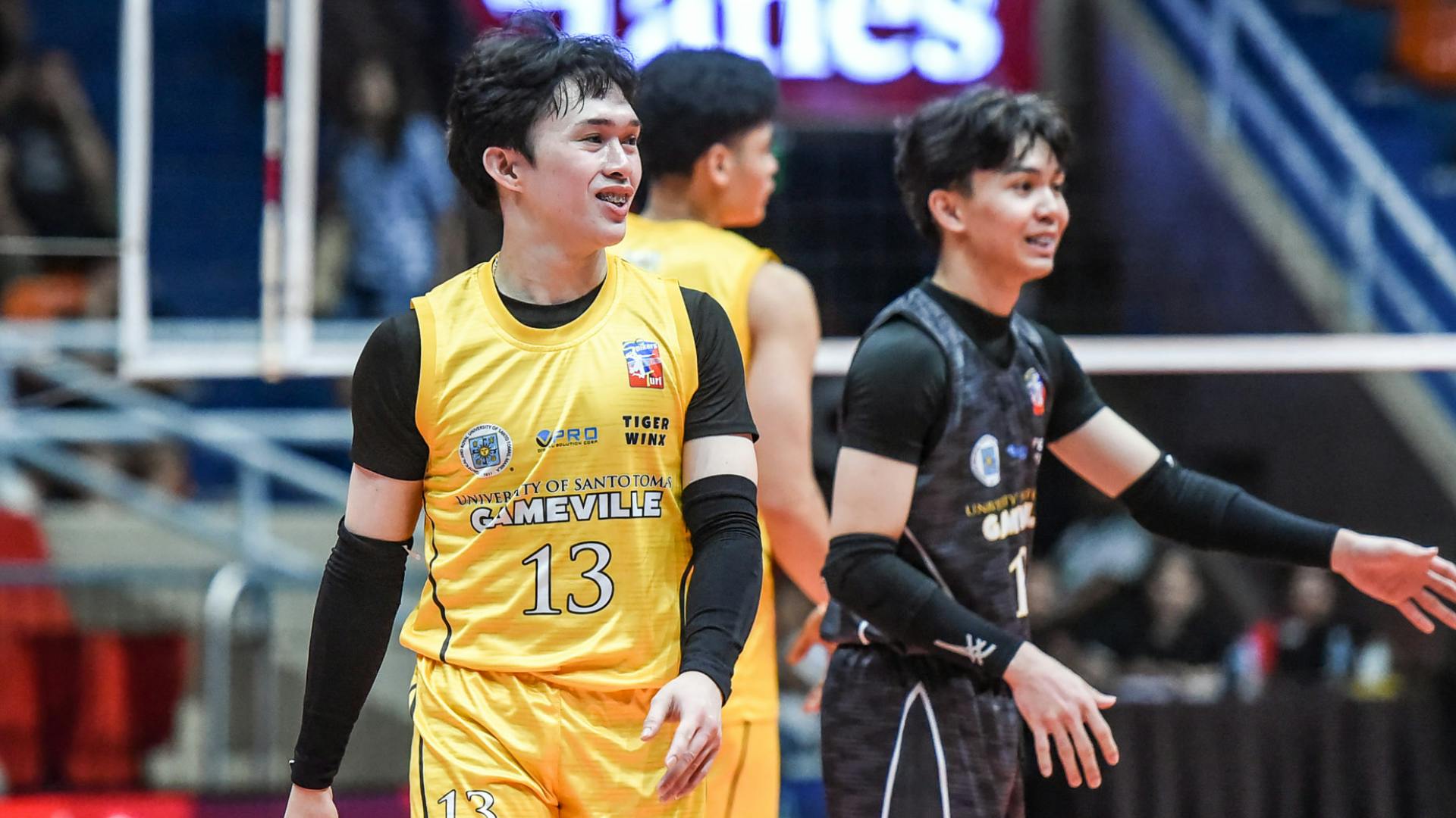 UST Golden Spikers roar back to pummel Griffins in Spikers
